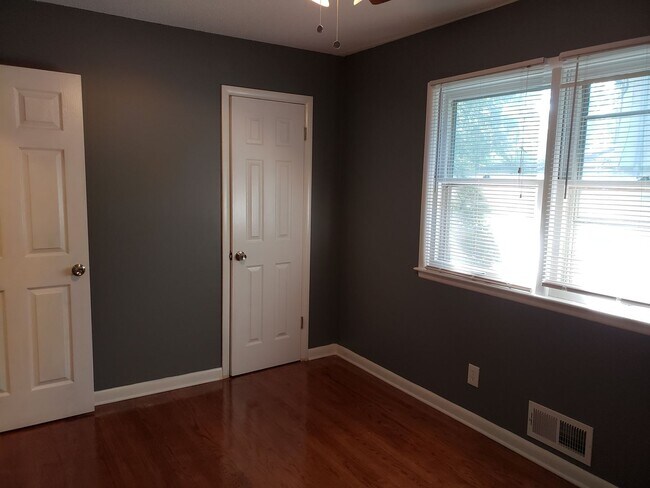 Building Photo - Beautiful Single Family House for Rent