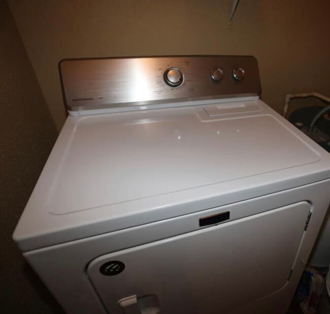 Building Photo - 1330 Old Spanish Trl