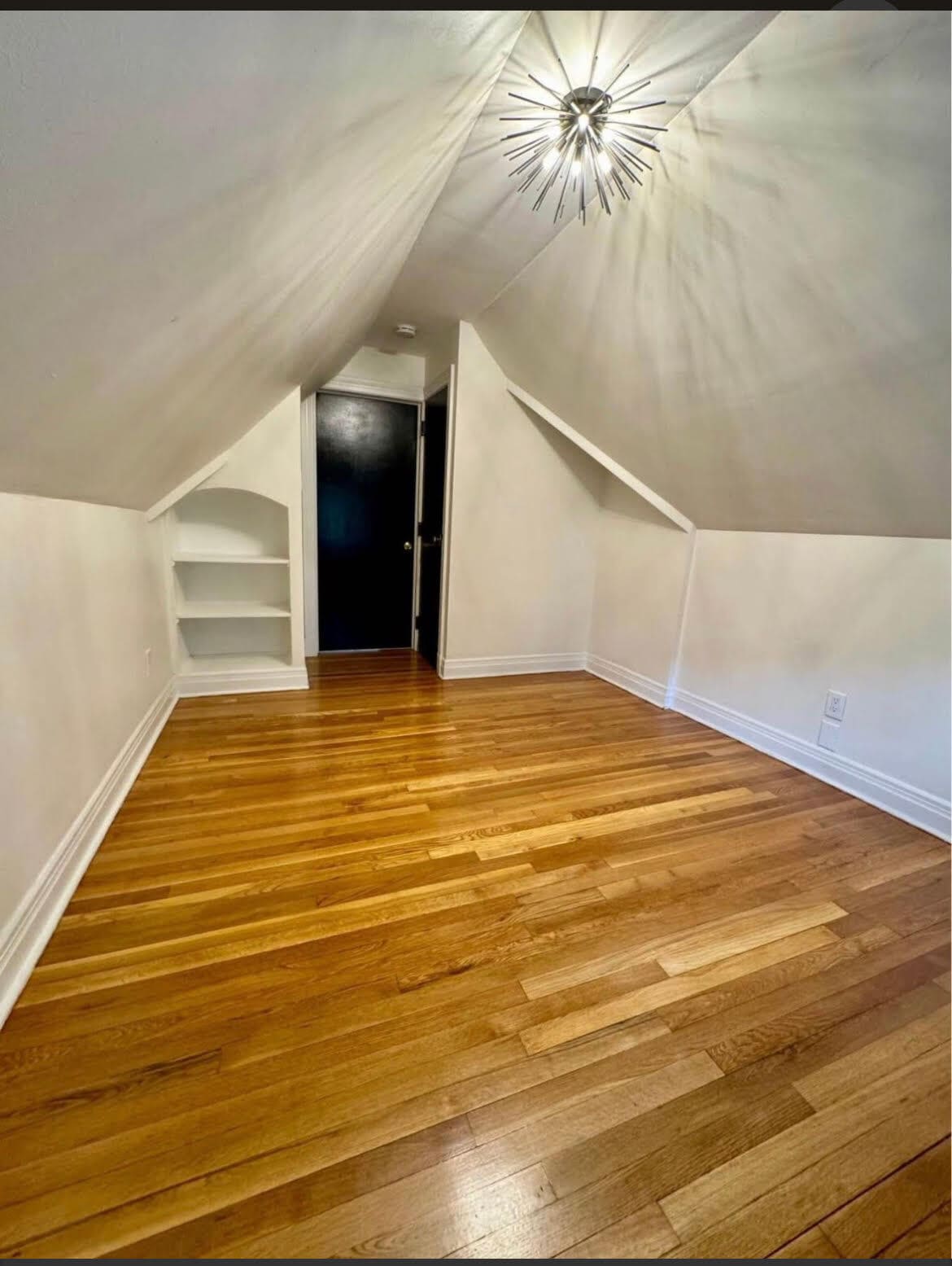 Building Photo - 612 Union St