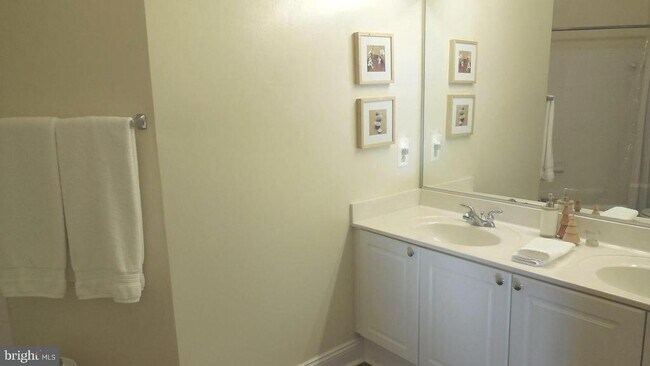 Building Photo - 4320 Cannon Ridge Ct