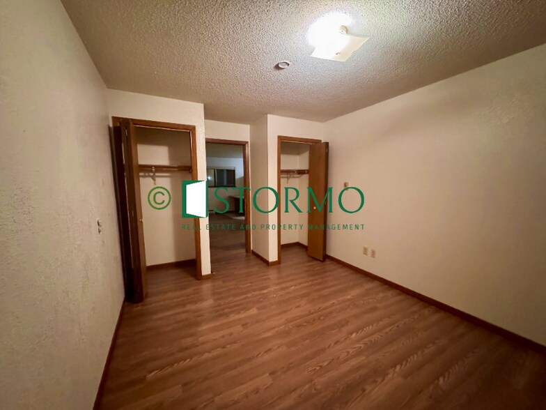 Building Photo - 525 14th St S