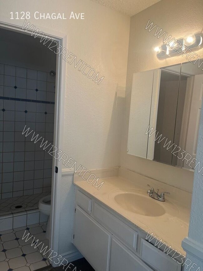 Building Photo - 1128 Chagal Ave