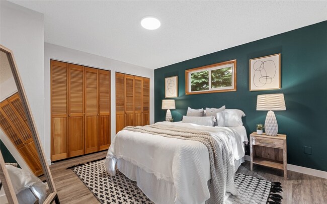 Building Photo - Stunning 4-Bedroom, 2.5-Bath Remodeled Home in Rushmore, Gig Harbor