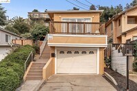 Building Photo - 9834 Lawlor St