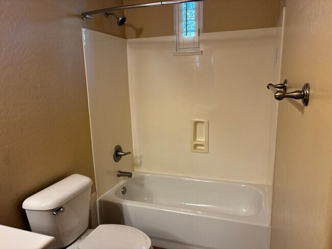 Building Photo - 20973 W Cora Vista