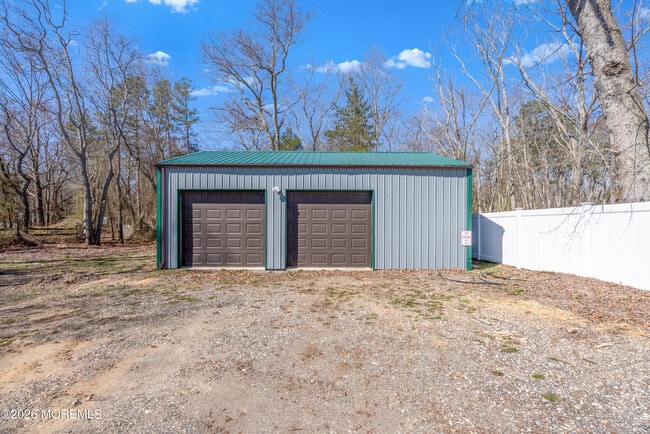 Building Photo - 26 Toms River Rd