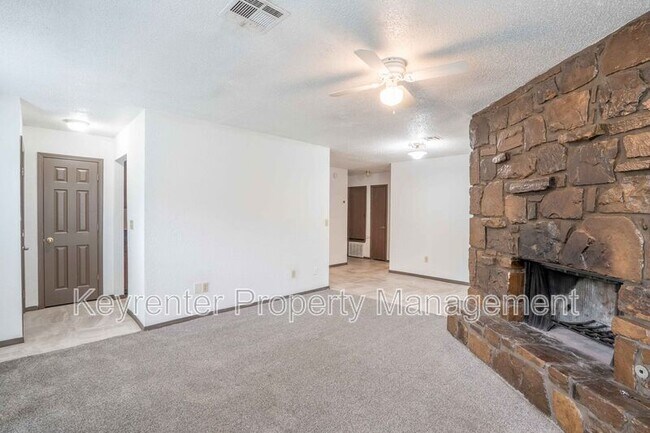 Building Photo - 4229 S 35th W Ave