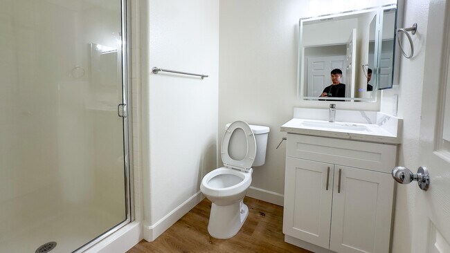 Building Photo - 15747 Roan Rd