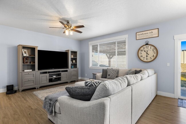 Building Photo - 9030 W Bowie St