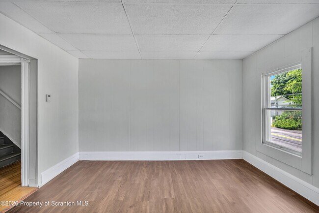 Building Photo - 1149 Luzerne St
