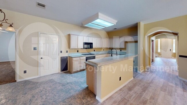 Building Photo - 131 Sweetgum Dr