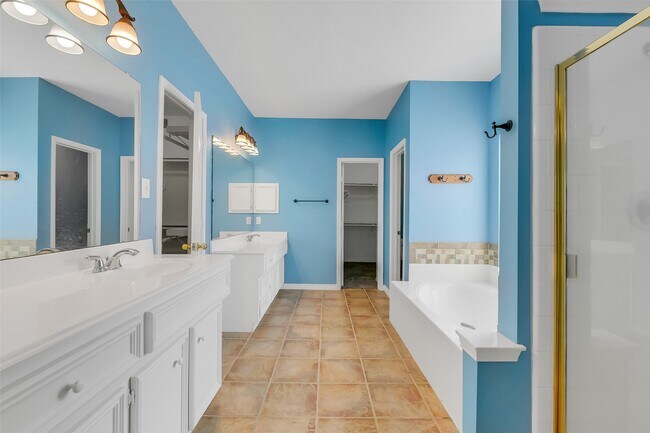 Building Photo - 7619 Limber Bough Dr