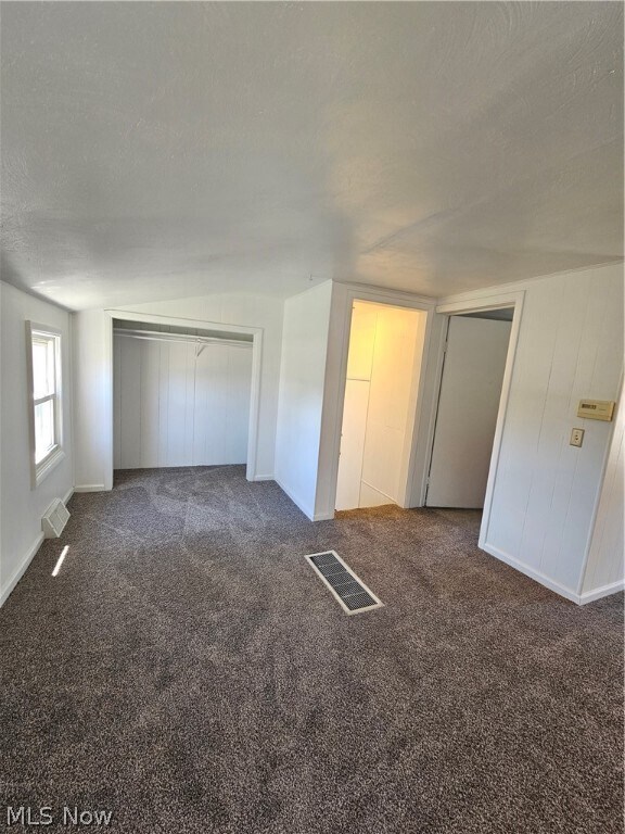 Building Photo - 4660 Darrow Rd