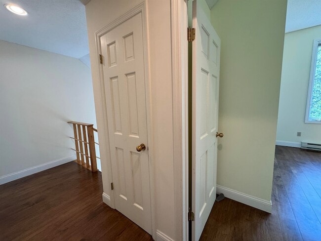 Building Photo - 524 Equinox on The Battenkill