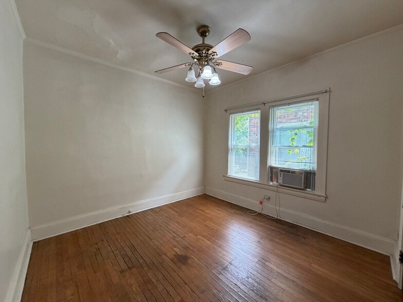 Building Photo - 1357 Phelps Ave