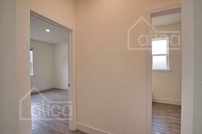 Building Photo - 1159 Byxbee Ct