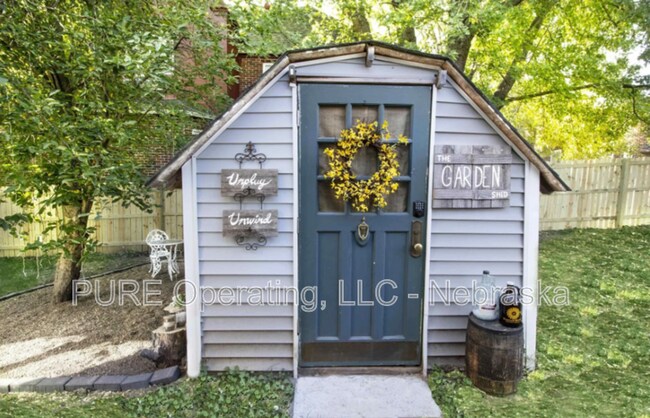 Building Photo - 1306 S 31st St
