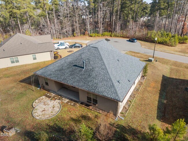 Building Photo - 75 Rolling Waters Ct