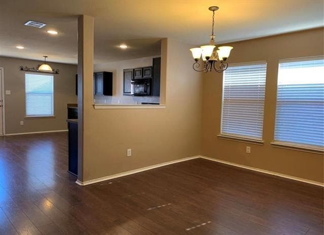 Building Photo - 510 Indian Paintbrush