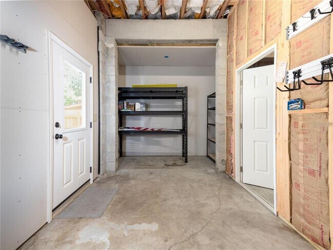 Building Photo - 1153 Tookes Rd