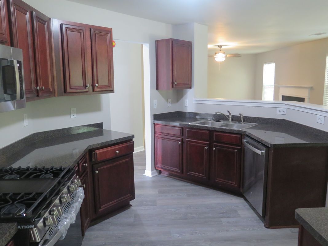 Building Photo - 2510 Wrangler Dr