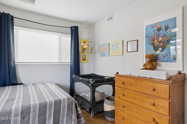 Building Photo - 6721 N 12th Wy