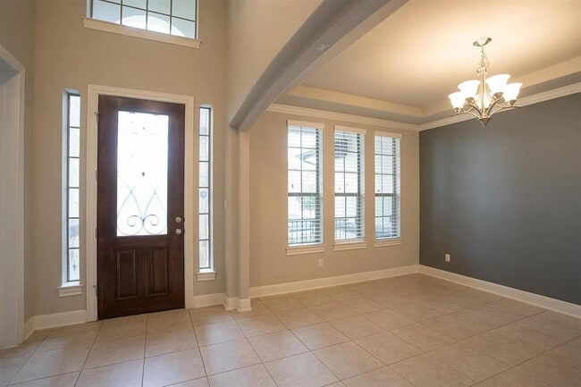 Building Photo - 3809 Vinalopo Dr