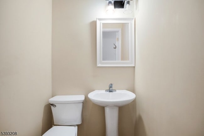 Building Photo - 180 Wildflower Ln