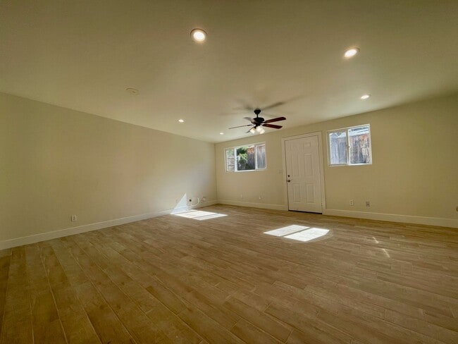Building Photo - Gorgeous 2 Bedroom 1 Bathroom ADU in El Ca...