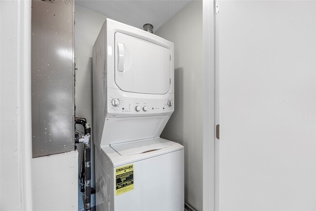 Building Photo - 502 Frawley St