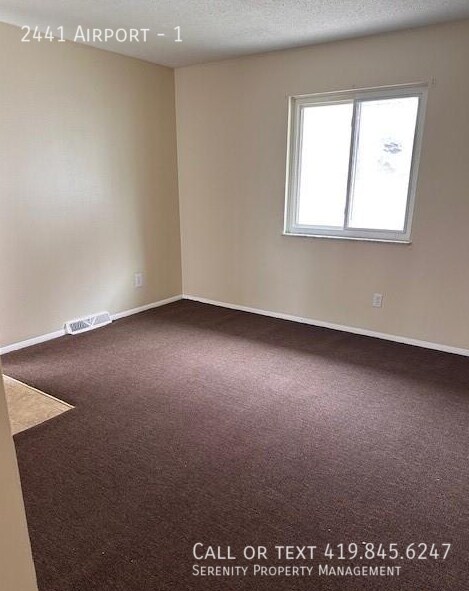 Building Photo - 2441 Airport-1