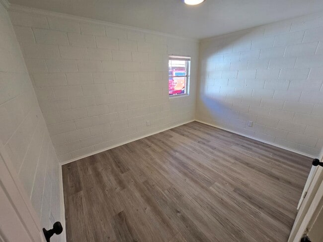 Building Photo - 782 Terminal Ct