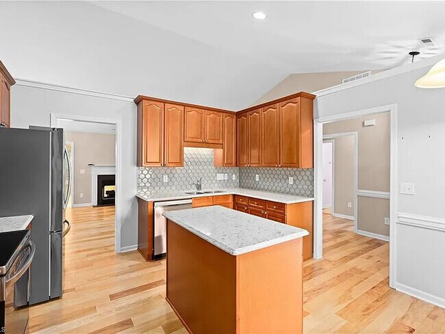 Building Photo - Earn Wealth While Leasing – Like a Homeowner – Lease to Own