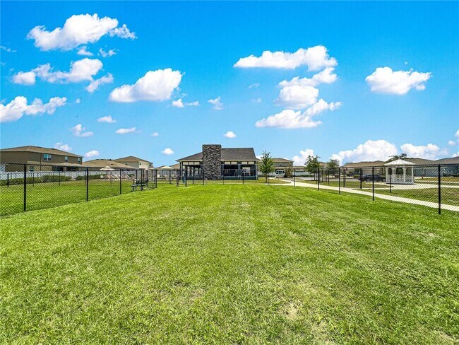 Building Photo - 8142 SW 59th Ave