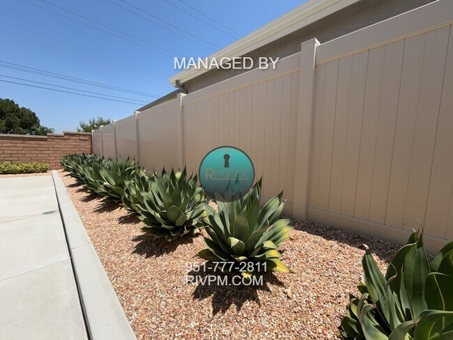 Building Photo - WELCOME TO YOUR FUTURE HOME IN SPRING MOUN...