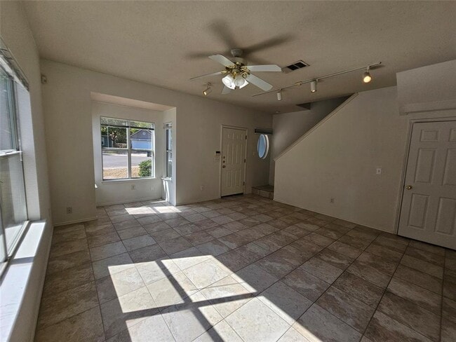 Building Photo - 304 Windridge Village Cove