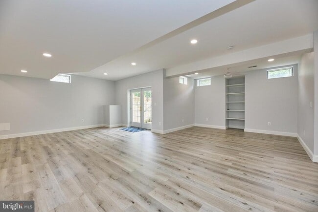 Building Photo - 2859 Cherry Branch Ln