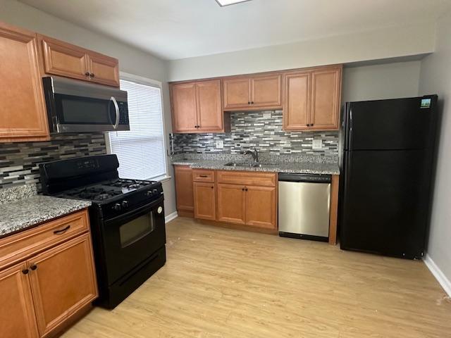 Building Photo - 555 Lynn Ct