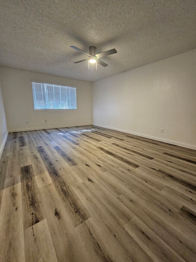 Building Photo - Updated 4BR Home | Pool + 2 Car Garage | Single Level