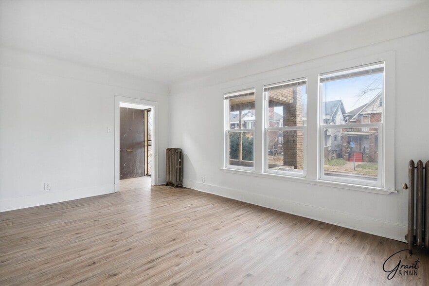 Building Photo - 2433/2435 Pasadena St. -  Missouri Residential Rentals LLC