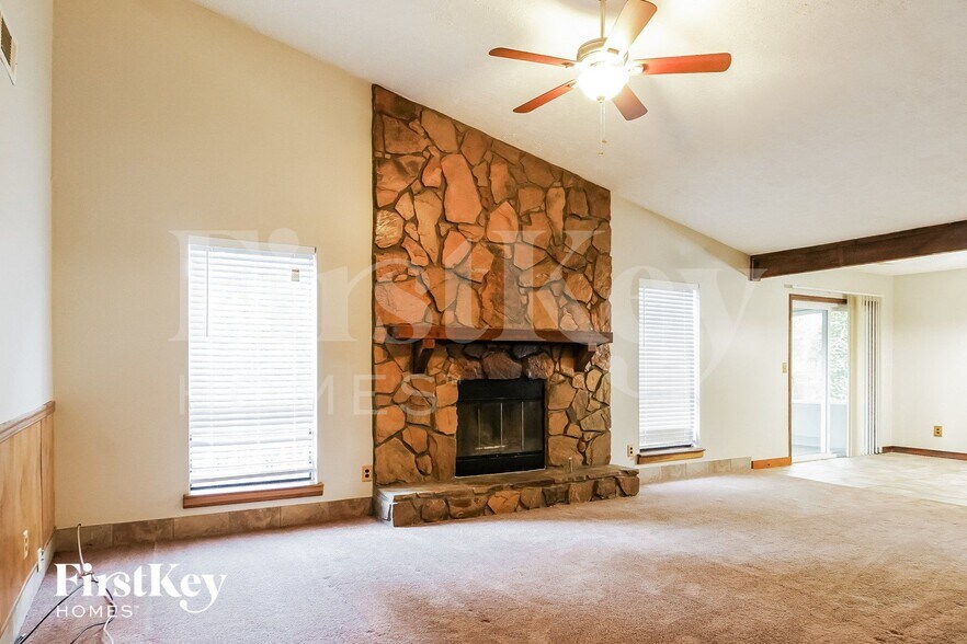 Building Photo - 446 Ridgetop Dr NW