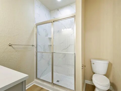 Building Photo - 142 Aspen Cir