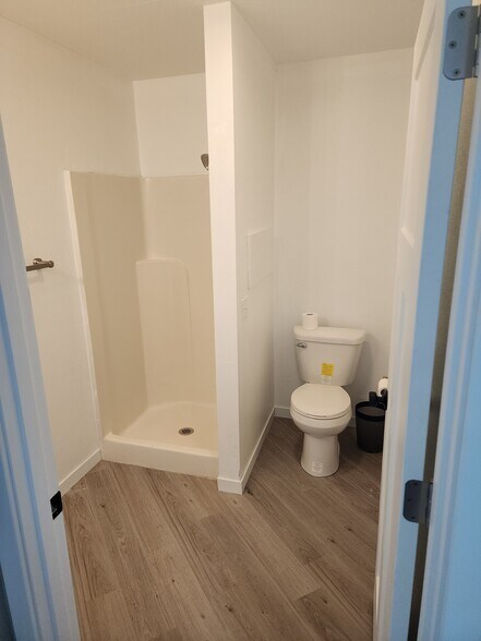 Building Photo - 2294 White Oak Trl
