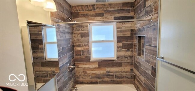 Building Photo - 3848 E Pleasant Run Parkway North Dr