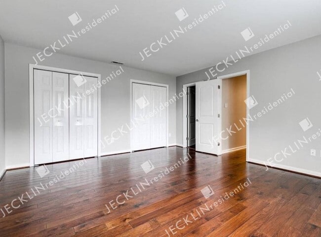Building Photo - 2628 Hillgate Ct