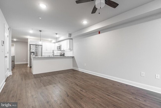 Building Photo - 2202 Christian St