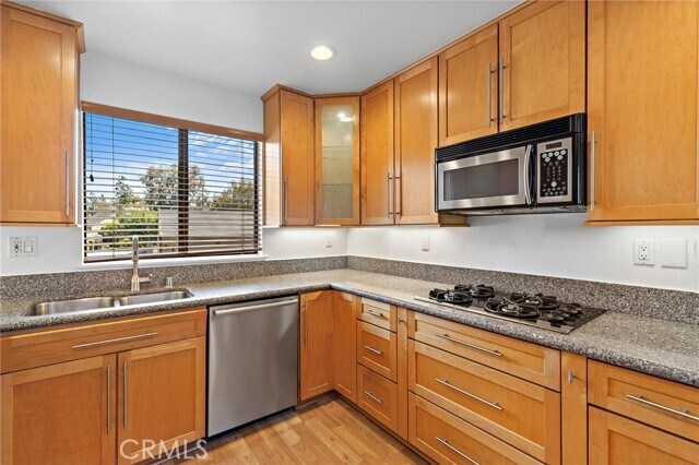 Building Photo - 31287 E Nine Dr