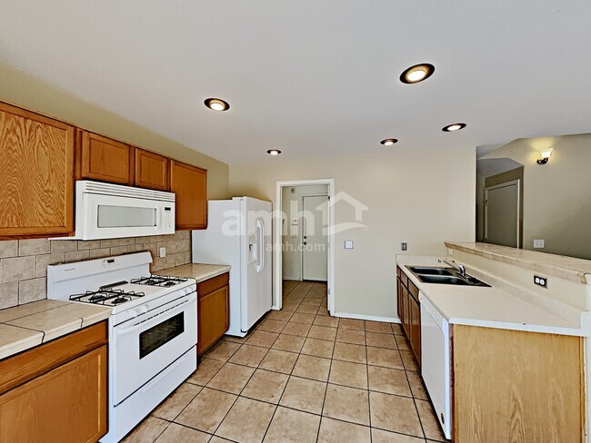 Building Photo - 4846 E Orchard Grass Dr