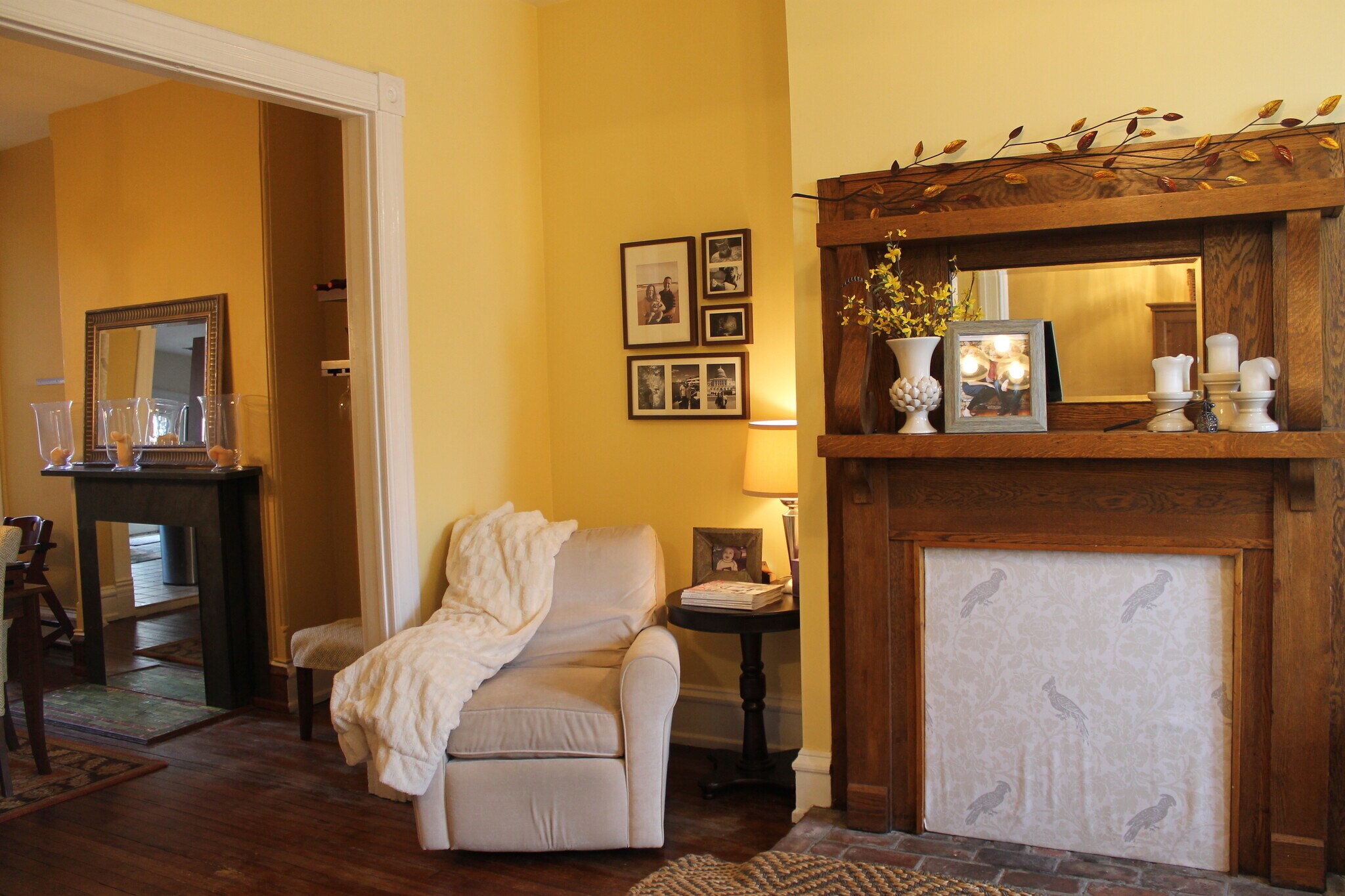 Living Room 2 - 533 8th Street Northeast