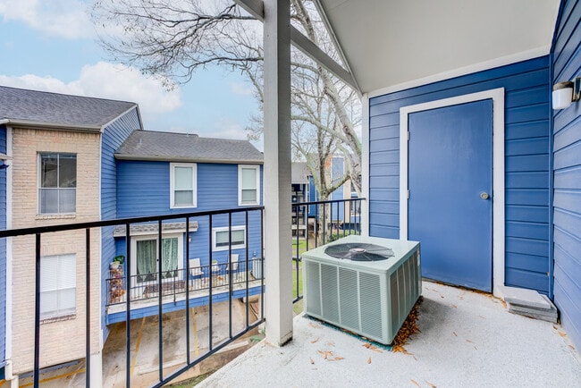 Building Photo - 18511 Egret Bay Blvd